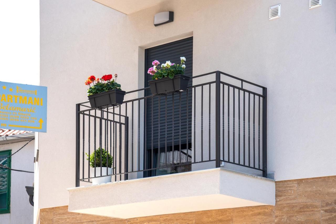 Luxury Apartments Azalea 希贝尼克 外观 照片