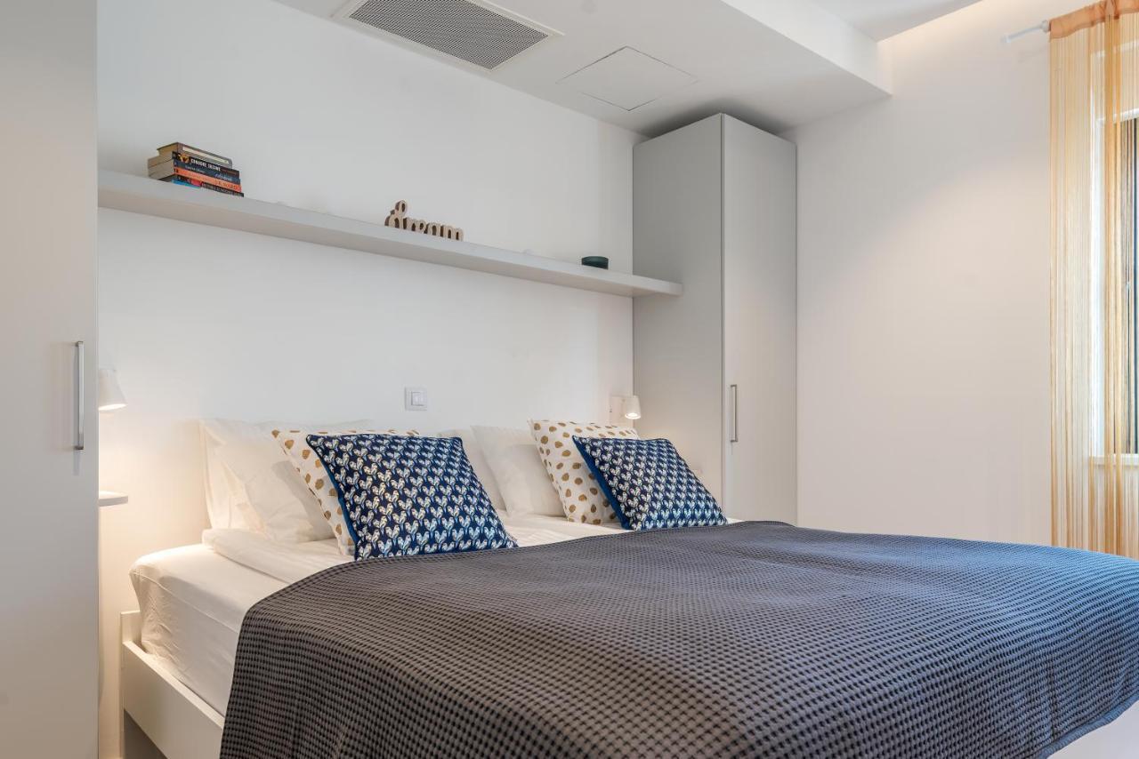 Luxury Apartments Azalea 希贝尼克 外观 照片